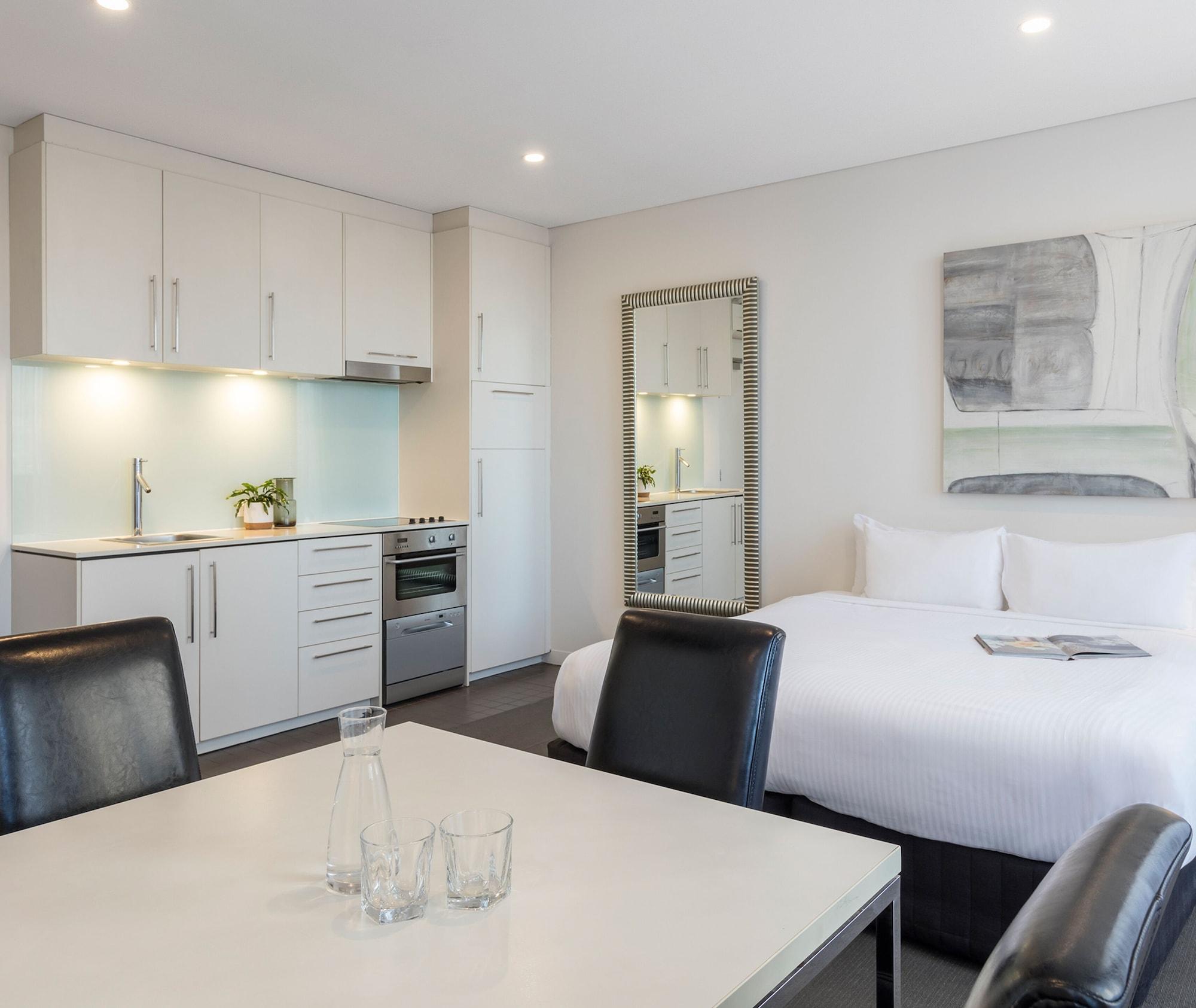 Oaks Melbourne On Collins Suites Bagian luar foto