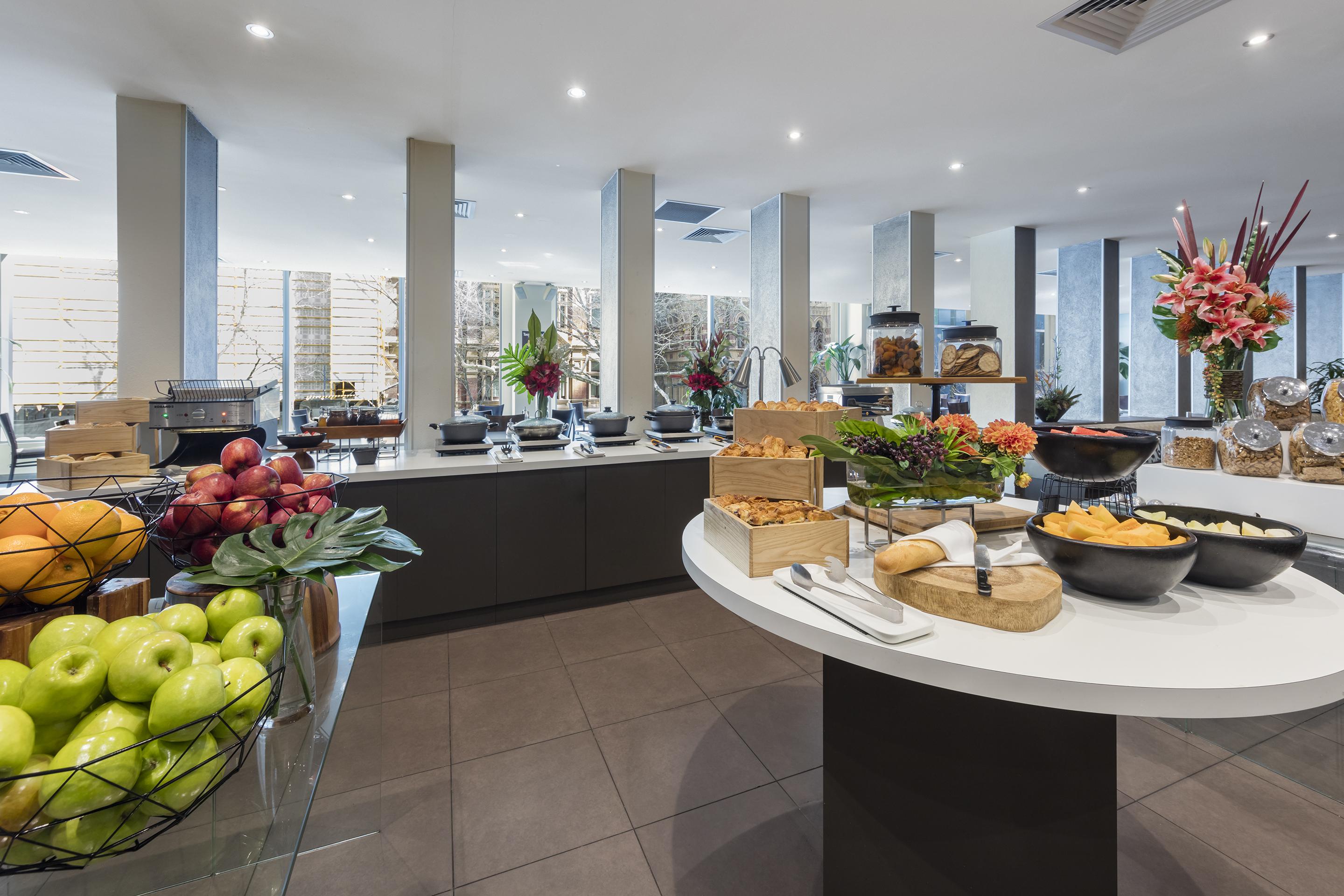 Oaks Melbourne On Collins Suites Bagian luar foto