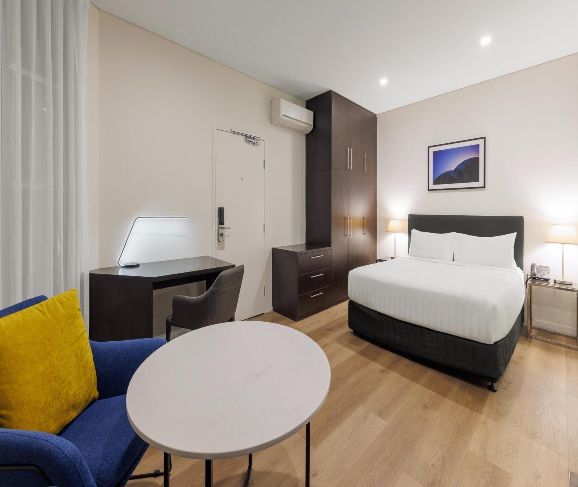 Oaks Melbourne On Collins Suites Bagian luar foto