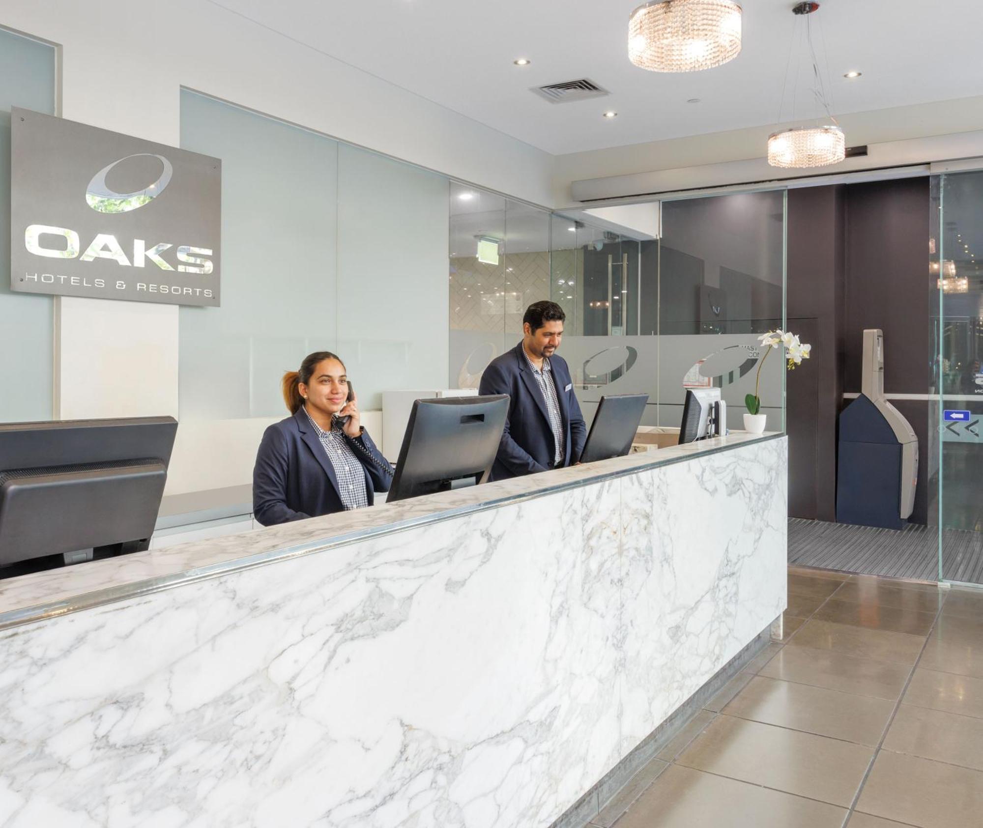 Oaks Melbourne On Collins Suites Bagian luar foto