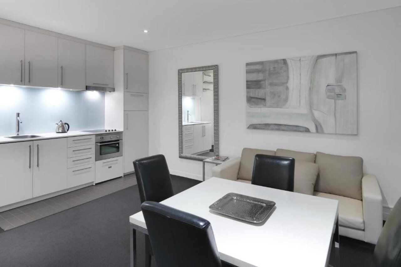 Oaks Melbourne On Collins Suites Bagian luar foto